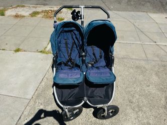 Bumbleride Indie Twin double stroller — $350