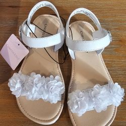 New Girls Size 2 White Flower Sandals Shoes