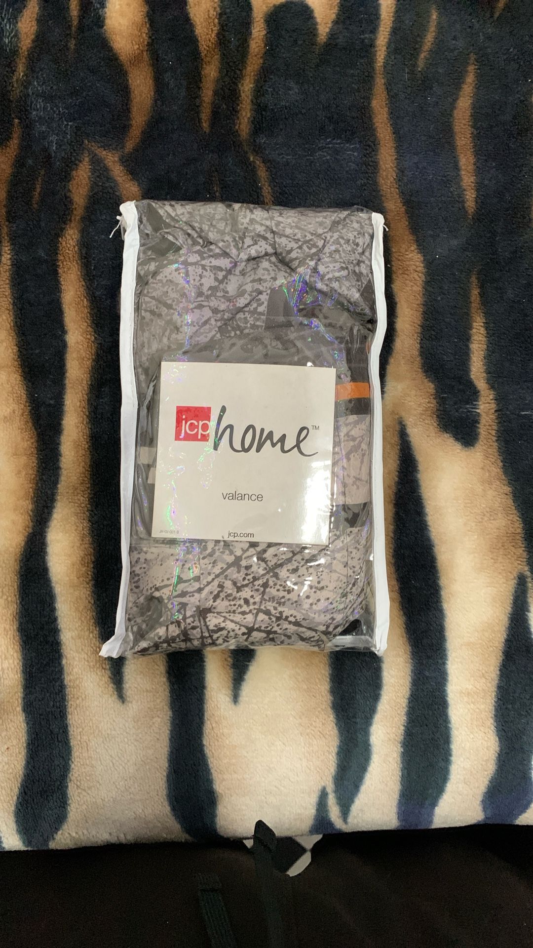 House Appliance Valance