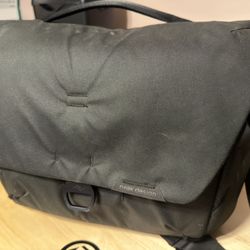 Peak Design Everyday Messenger 13L Camera Bag