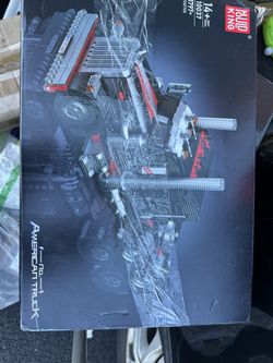 Mould King 10037 Flatbed Semi Truck, Heavy Duty Tow Truck Building Set, Collectible Road Trailer Car Model Toys for 14+ and Adult, Build and Display, 