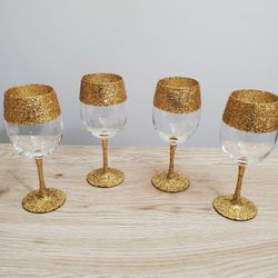 NEW SET of (4) Handcrafted DYI Gold Glitter Glass Wine Glasses