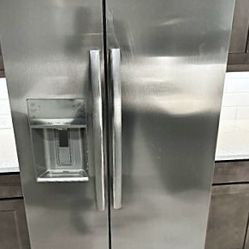 Frigidaire 26 CuFt Fridge