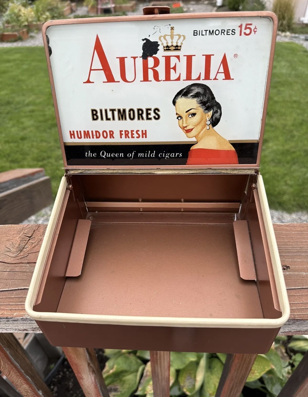 Aurella  Cigar Store Humidor Display Glass And Metal Vintage  Advertising Box