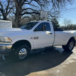 2016 Ram 3500 4WD 4x4