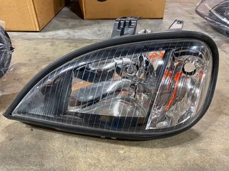 Headlight for freightliner Columbia
