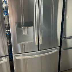 NEW OPEN BOX LG FRENCH STYLE REFRIGERATOR 