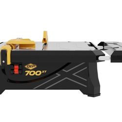 QEP 700XT 3/4 HP Wet Tile Saw with 7 in. Blade and Table Extension