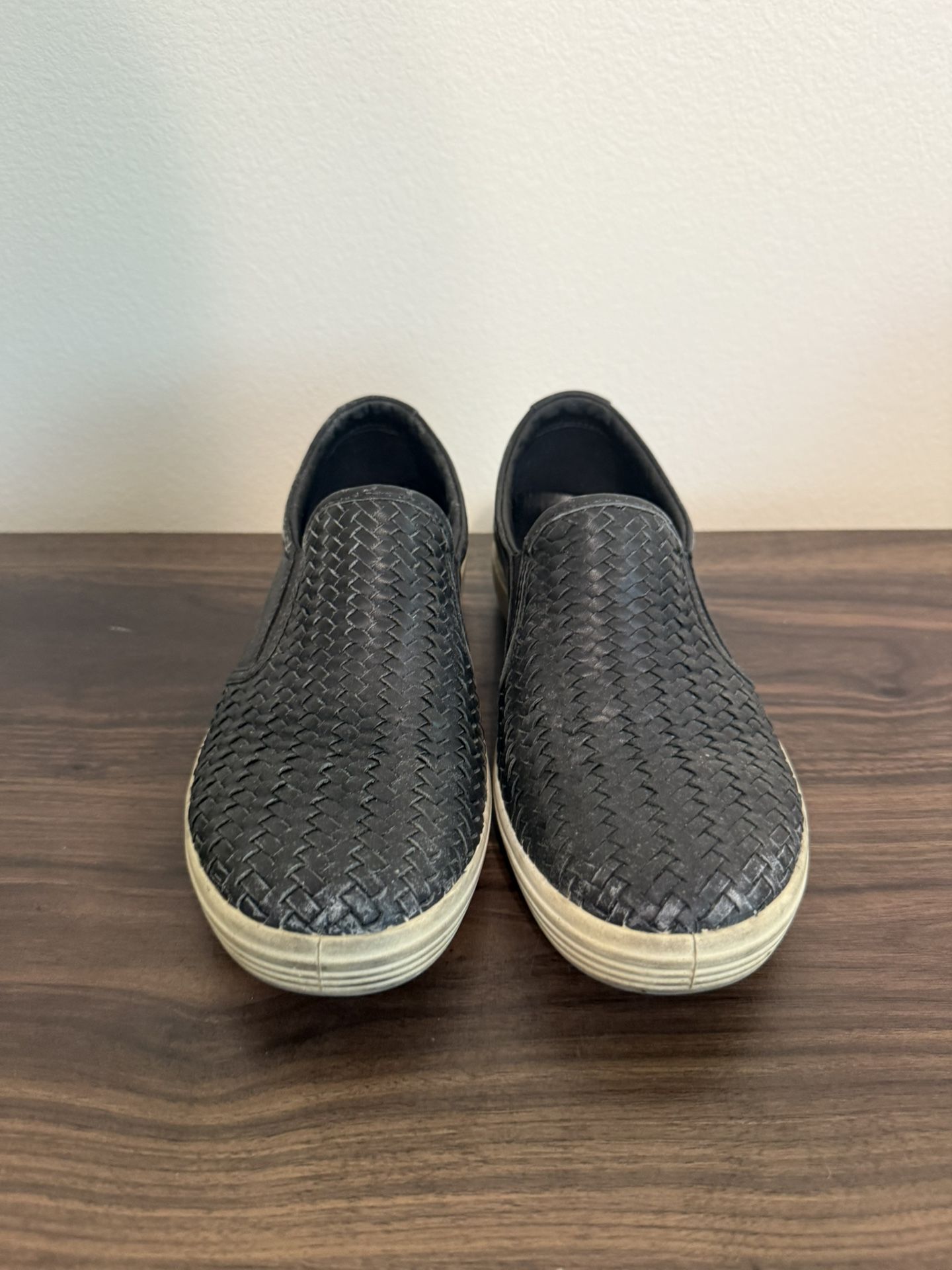 Eccos Walking Shoes - Black
