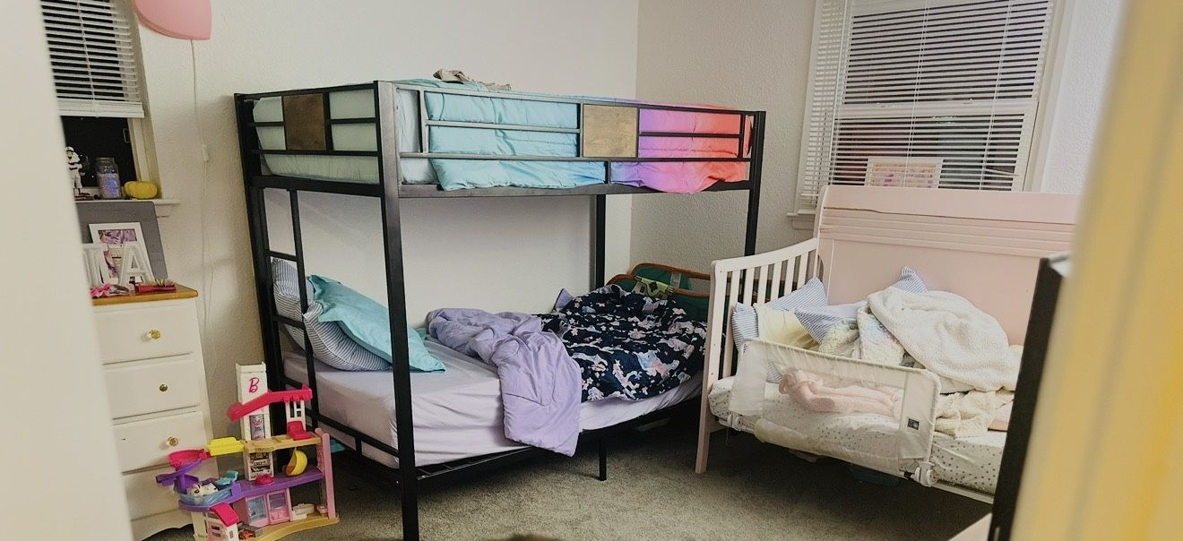 Bunk Bed With Two Twin Wrapped Mattresses