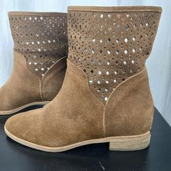 Sz 7 Women's Michael Kors Brown Cutout Ankle Boots Perforated Suede Leather 