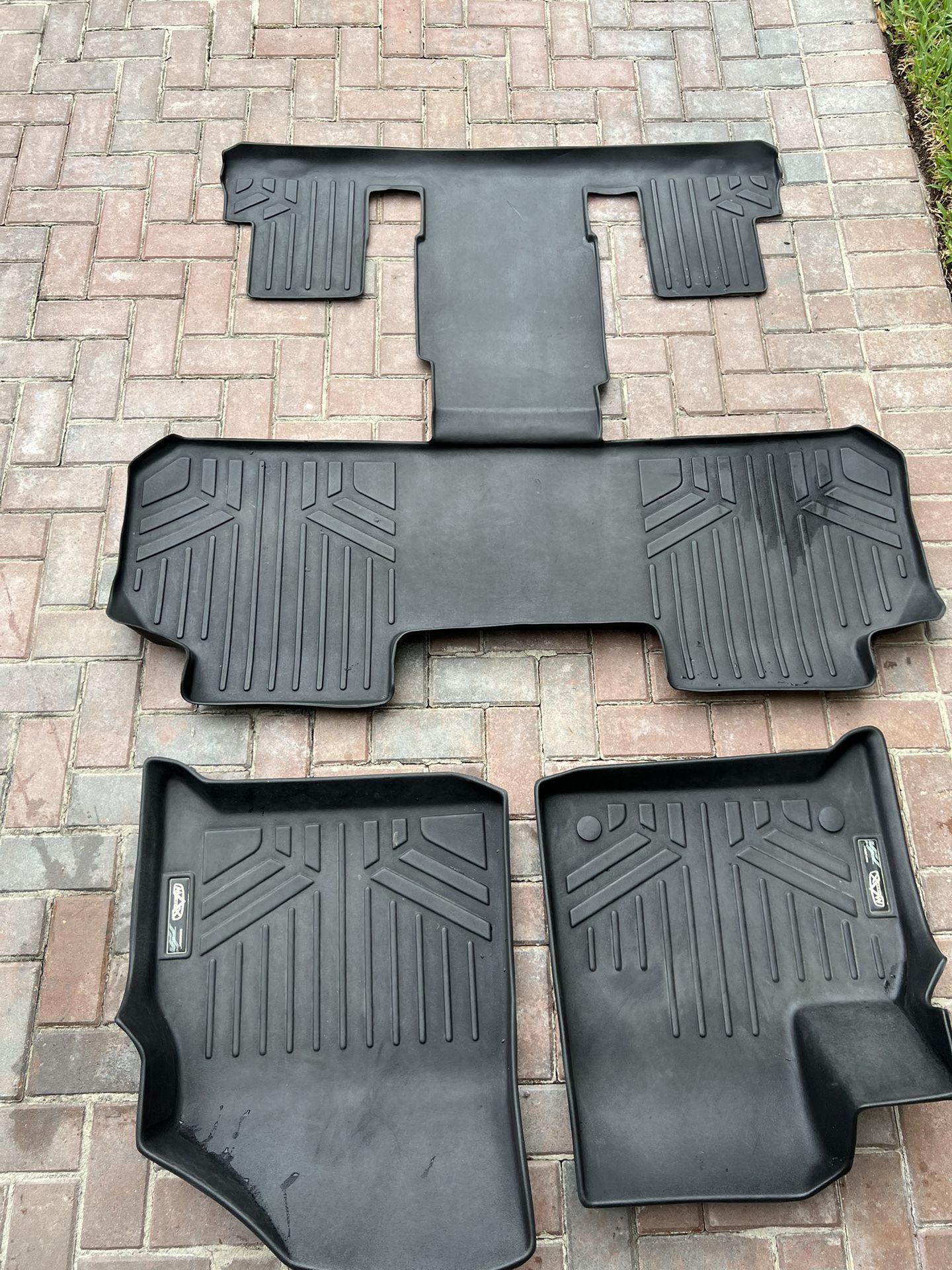 2018 - 2025 Chevy Traverse Max Liner All Weather Floor Mats