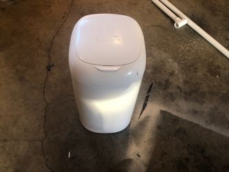 Diaper genie