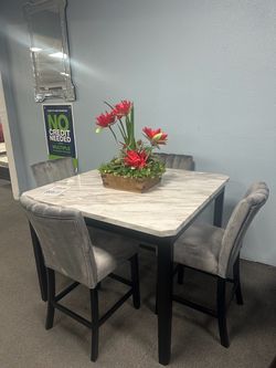 Counter Height Dining Table Set with 4 Chairs