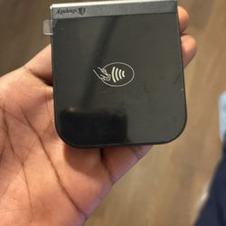 Shopify Tap & Chip Card Reader (US only)