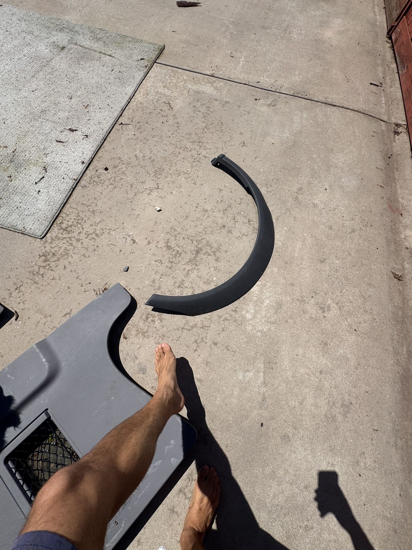 Various Sprinter 2018 Fenders And Plastic Door Trim