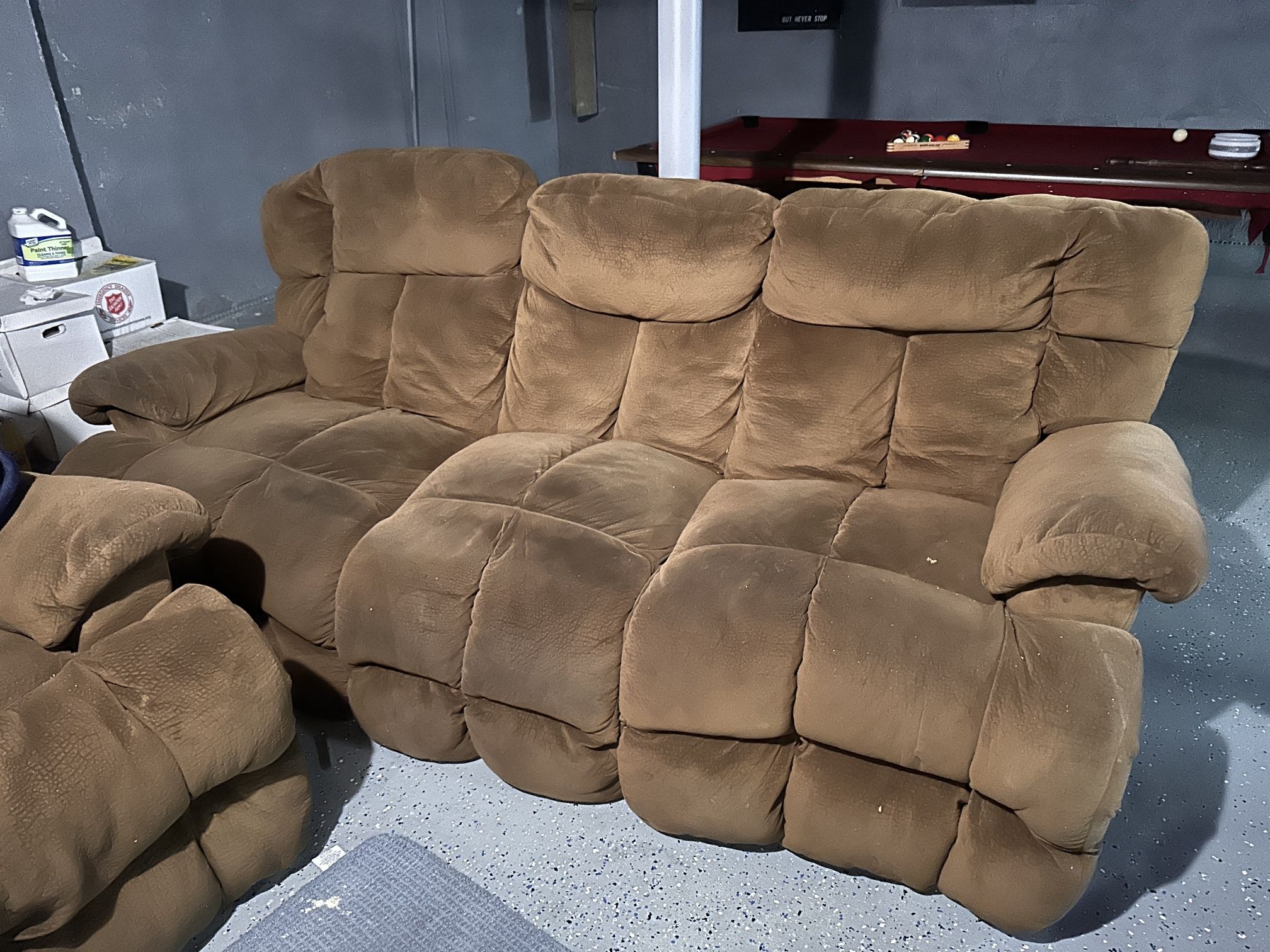 Couches & Recliner