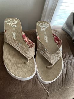 Sandles