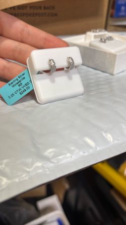 Sterling silver moissanites earrings hoops