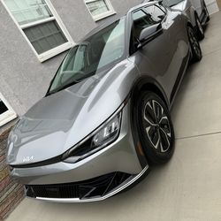 2022 KIA EV6 Wind AWD