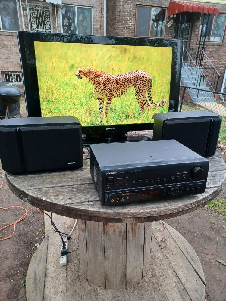 40"SAMSUNG 1080P TV/ROKU STREAMING STICK/330W PIONEER RECEIVER/BOSE 201 SPEAKERS $450 FINAL PRICE
