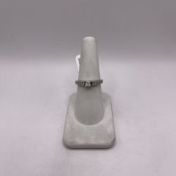 14kt Gold Diamond Engagement Style Ring 