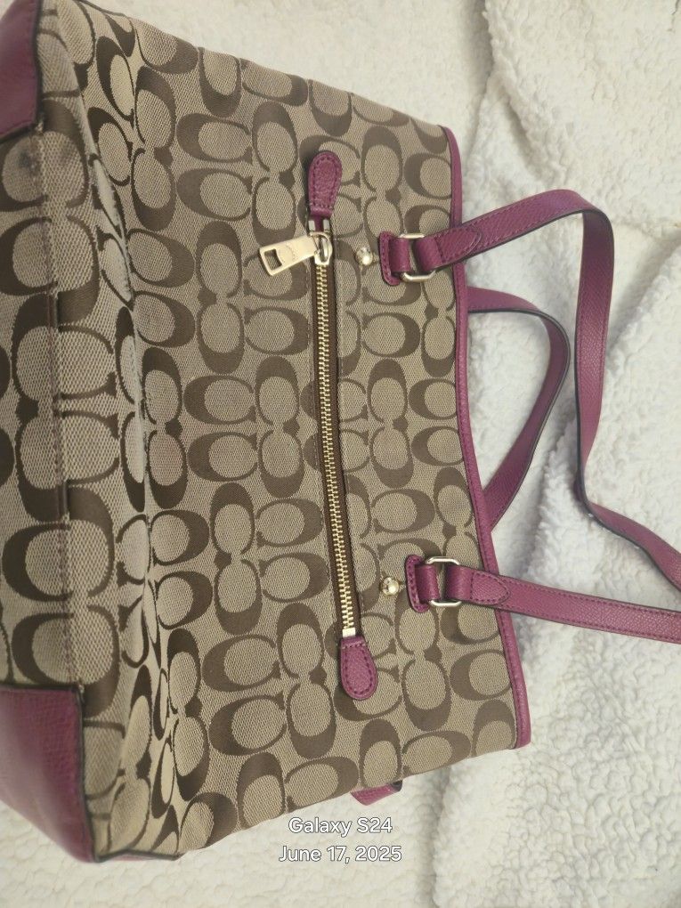 PINK AN BIEGE COACH PURSE