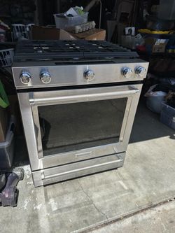 Kitchen Aid gas stove and oven Best Offer