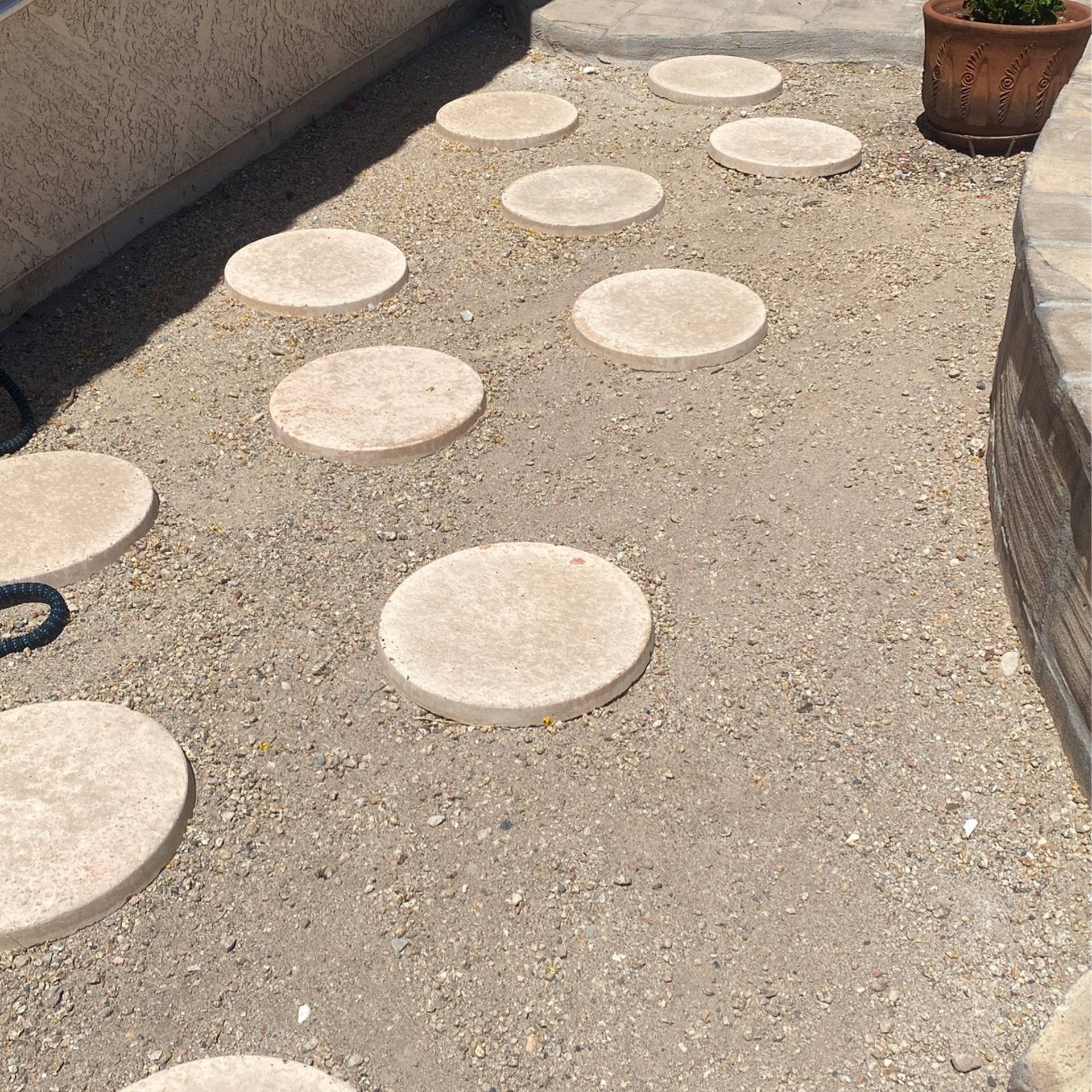 Round And square Pavers
