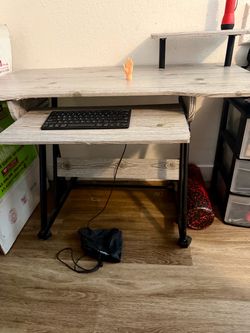 Computer Desk Table