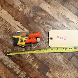 NERF BLASTER #018