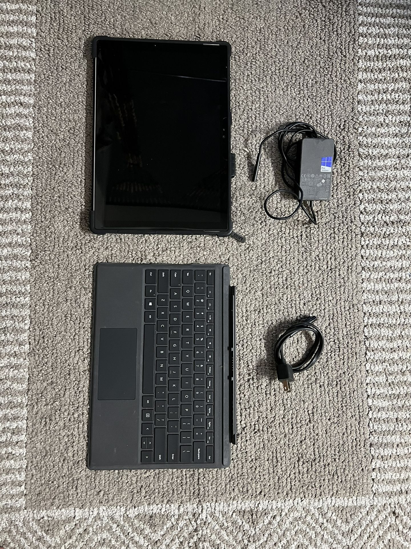 Surface Pro 4 - 16GB RAM - i7 - 256GB SSD