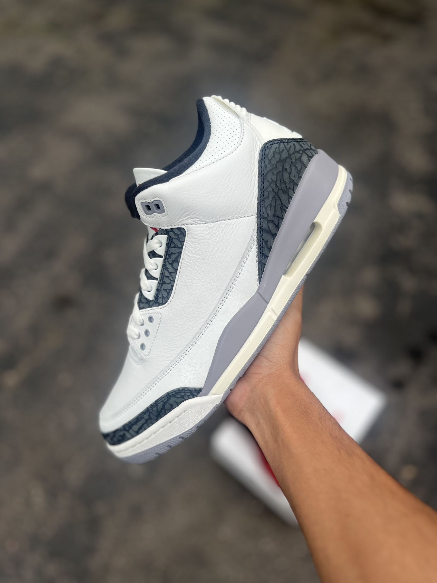 Jordan 3 Cement Grey