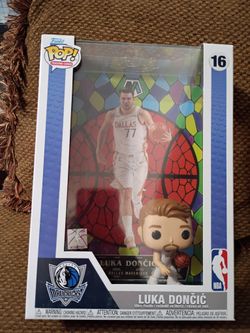 Funko Pop Trading Cards Dallas Mavericks Luka Doncic Action Figure - NIOP!