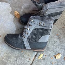 Snow Boots Woman Size 8