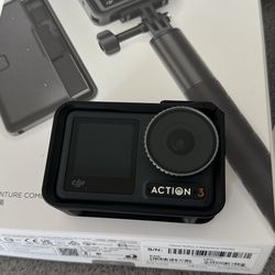 DJI Osmo Action 3 Camera Adventure Combo