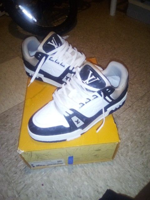 Lv Train Runners Shoes