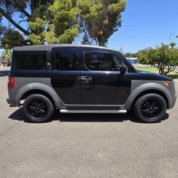 2004 Honda Element Dx
