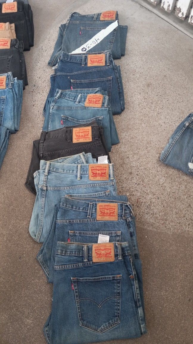 40x30 Levis Jeans Mens