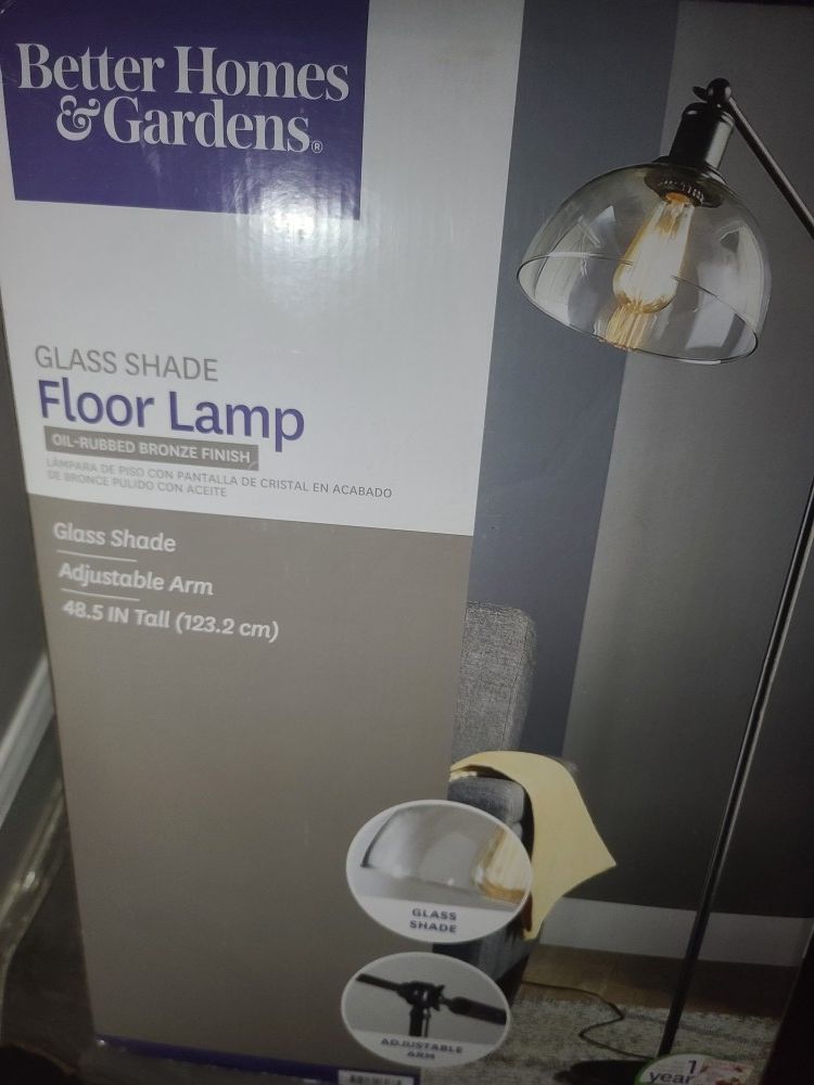 Floor lamp nib