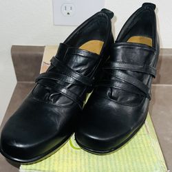 NAOT NEW Fine Black Leather Slip Ons Shoes Comfort Orthotic 10 US 41 EU Corrects Posture Women’s