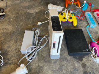 Large Wii Bundle with Accessories and hundreds of games