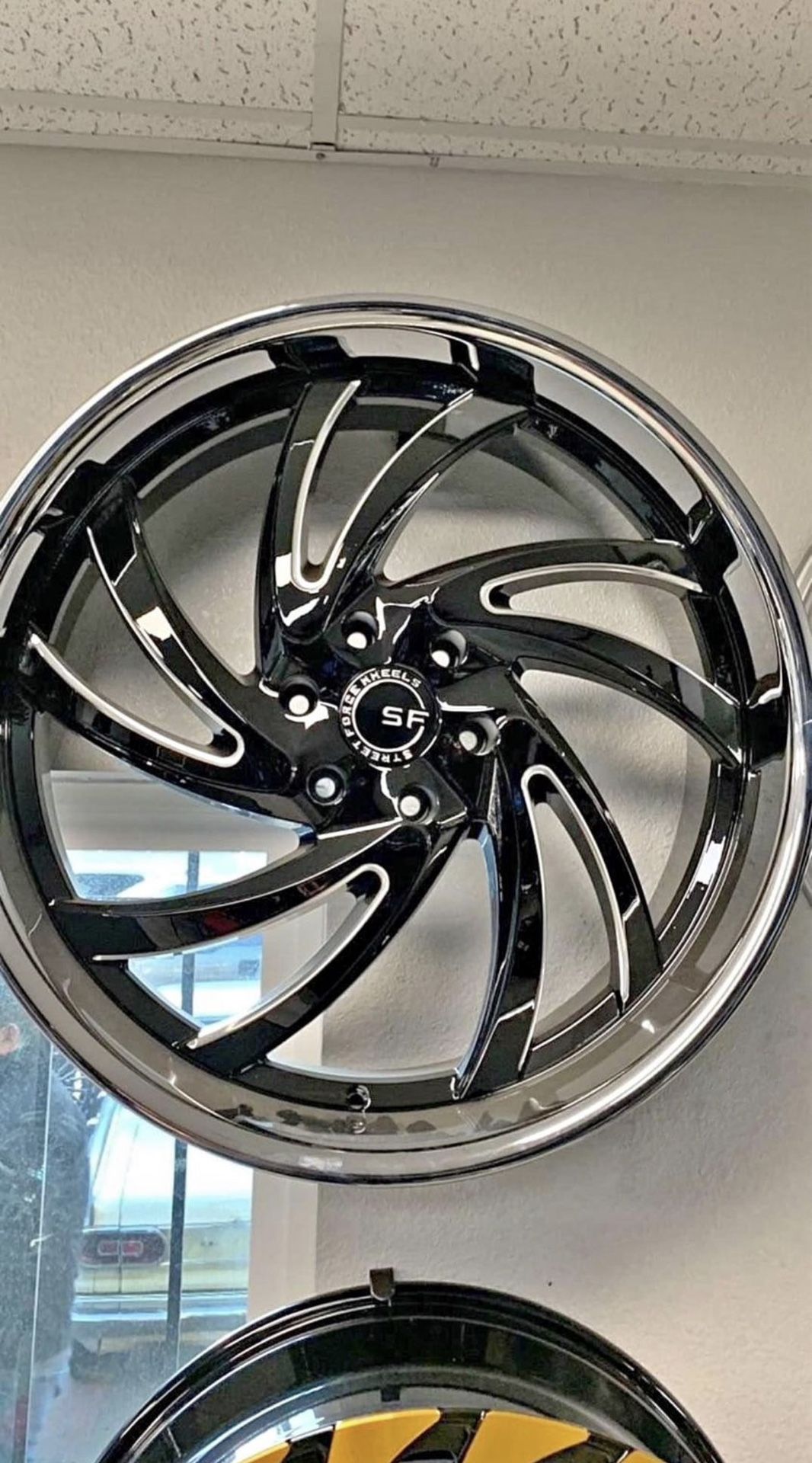 24” STREET FORCE INTRO STYLE WHEELS 6x139.7 + TIRES (4) NEW-WE FINANCE