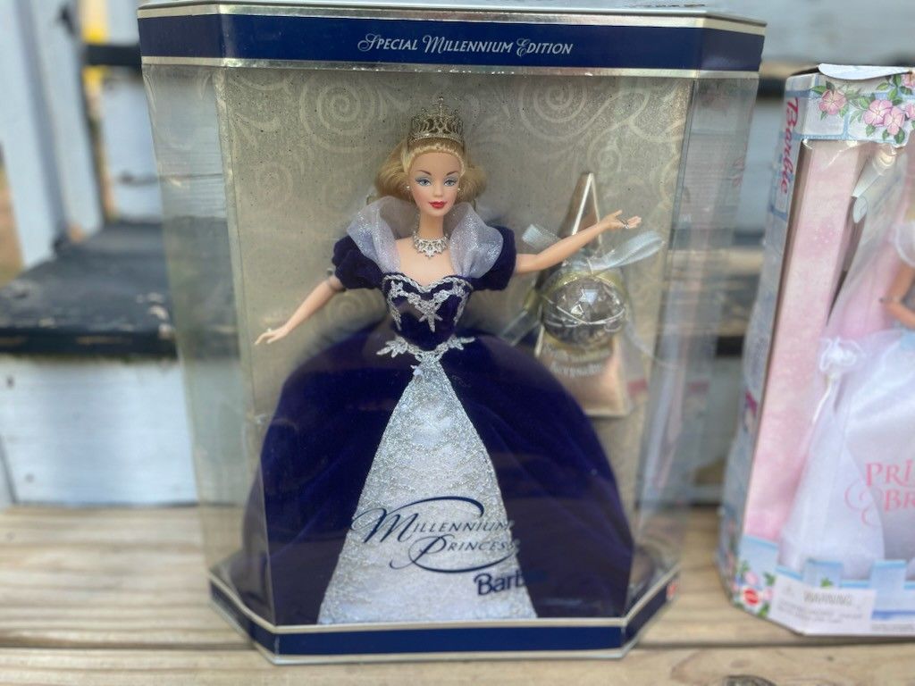 Special Millennium Edition Millennium Princess Barbie