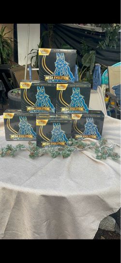 Pokemon mega evolution Lucario etb
