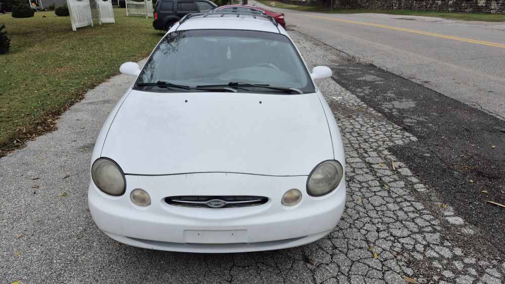1998 Ford Taurus Wagon