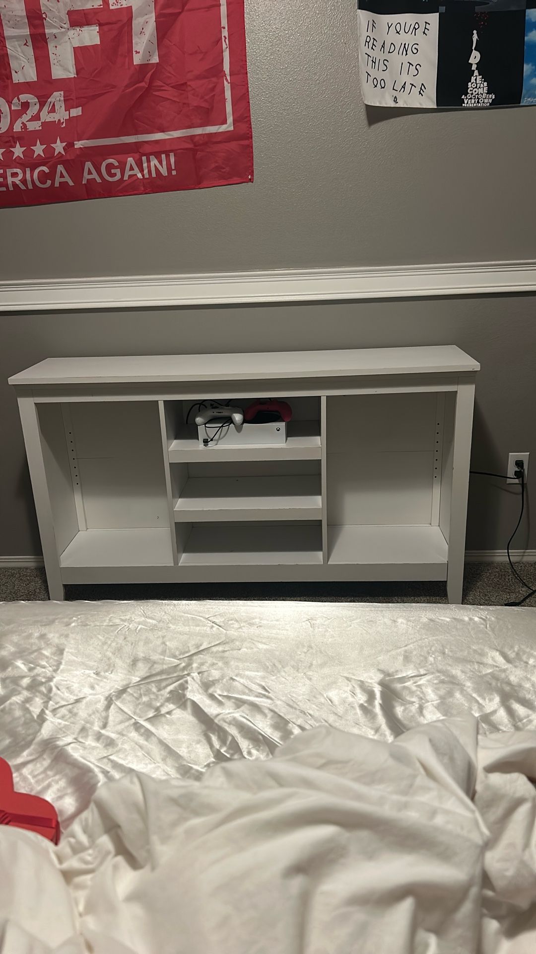 Tv stand/table