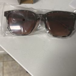 Womans Sunglasses 