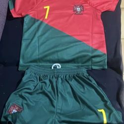 New Kids Ronaldo Jersey  Kids Uniform 4-5y 5-6y 6-7y 7-8y 8-9y 
