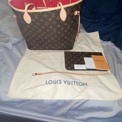 Louis Vuitton Neverfull Monogram MM